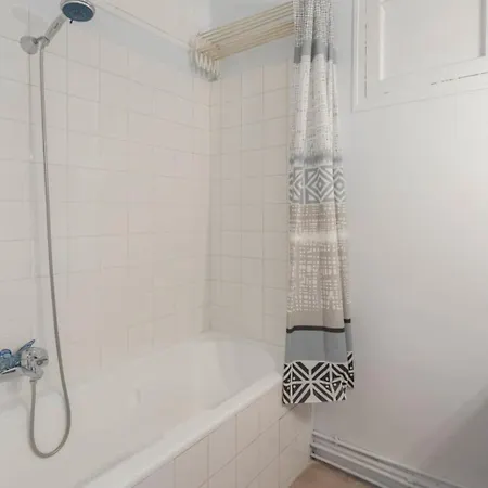 La Porte Bleue Furnished Flat Lejlighed